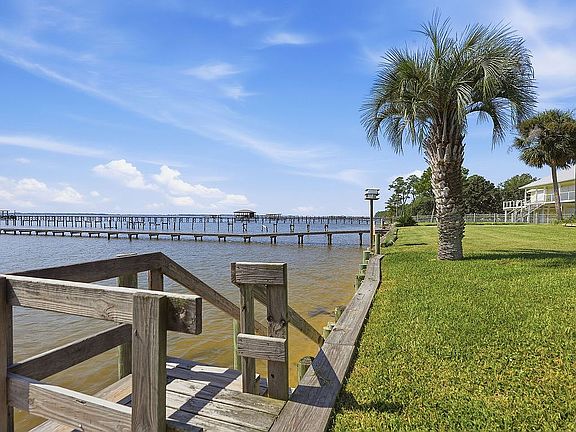 Private coastal setting
