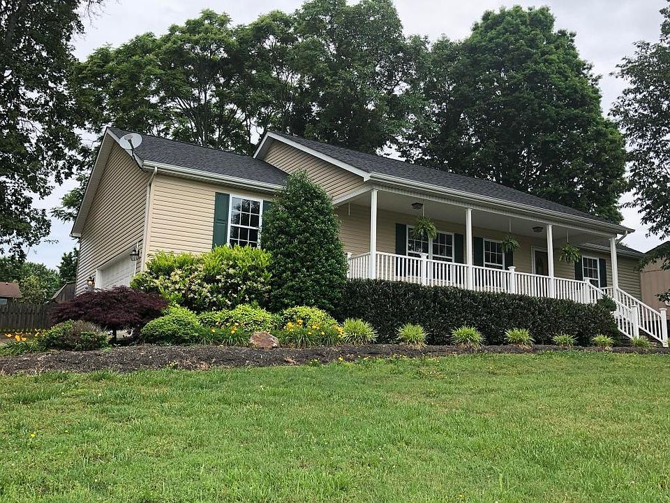 1st image of 2915 Big Bend Dr