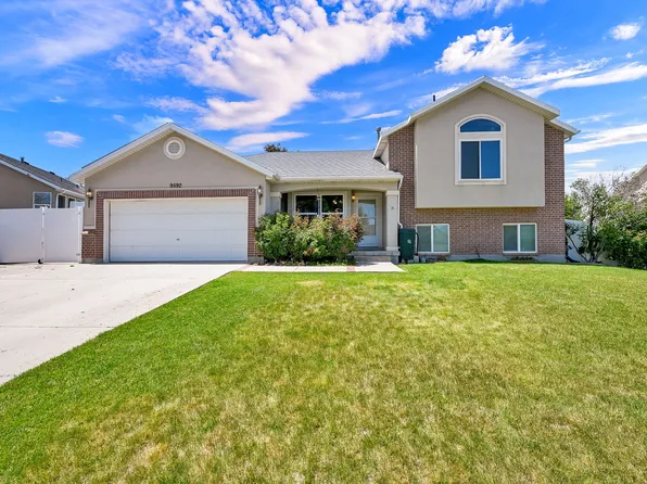 9592 S Wood Park Ln, South Jordan, UT 84009