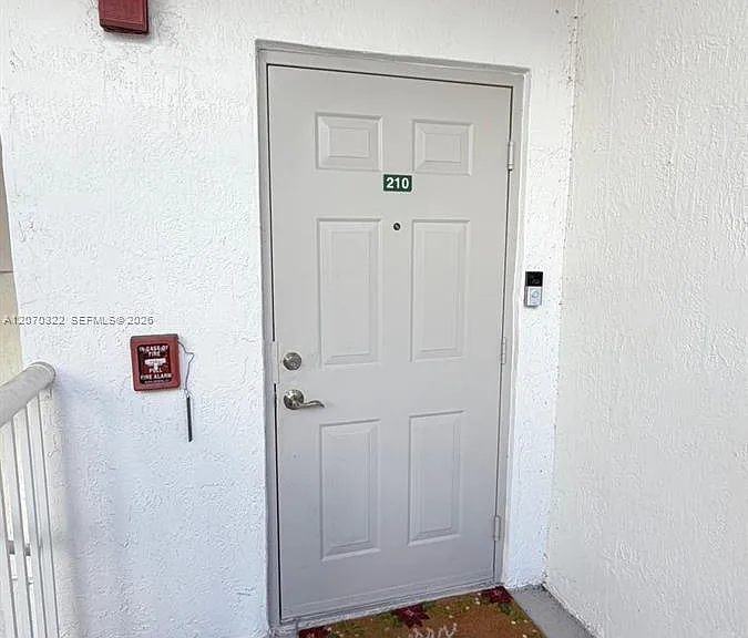 4435 SW 160th Ave #210 — Photo 7