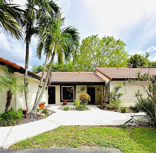 15210 SW 48th Ter #G-83 Photo 1 15210 SW 48th Ter #G-83 Photo 1