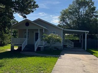 18096 Davie Dr, Ponchatoula, LA 70454