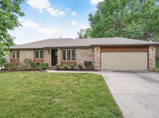 2584 W Buena Vista St, Springfield, MO 65810