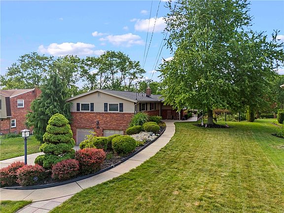 4th image of 636 Aljo Dr