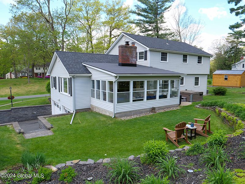 2nd image of 23 Pinewood Drive