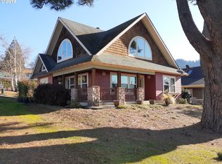 373 B St, Elkton, OR 97436