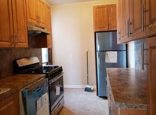 1940 61st St #3E, Brooklyn, NY