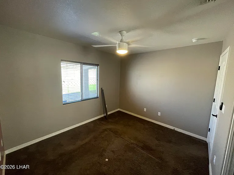 3025 Daytona Ave — Photo 8