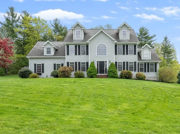 26 Mountain Laurel Rd, Ayer, MA 01432