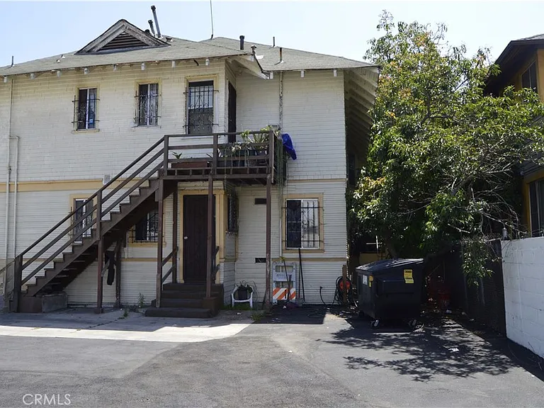 1021 W 25th St #6 — Photo 26