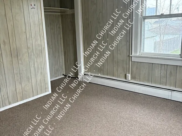 27 1/2 Madison Ave, Buffalo, NY 14219