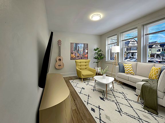 3rd image of 367-369 Sanford Ave #1R