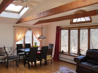 5 Howard St, South Hamilton, MA 01982