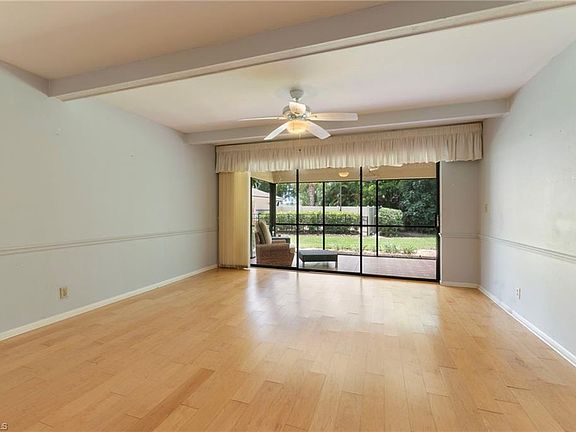4th image of 1820 Kings Lake BLVD #103