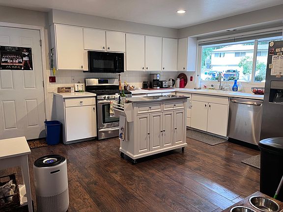 5th image of 7118 137th Ave NE