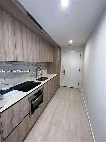 77 SE 5th St #1704 — Photo 6