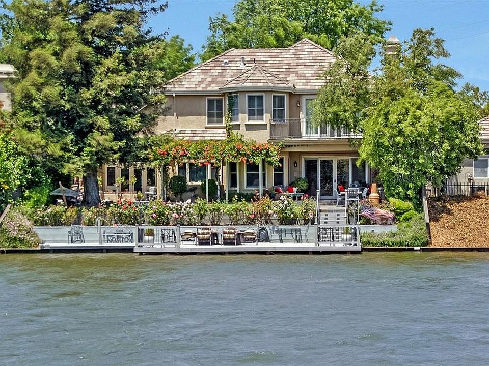 1st image of 4824 Longcove Dr