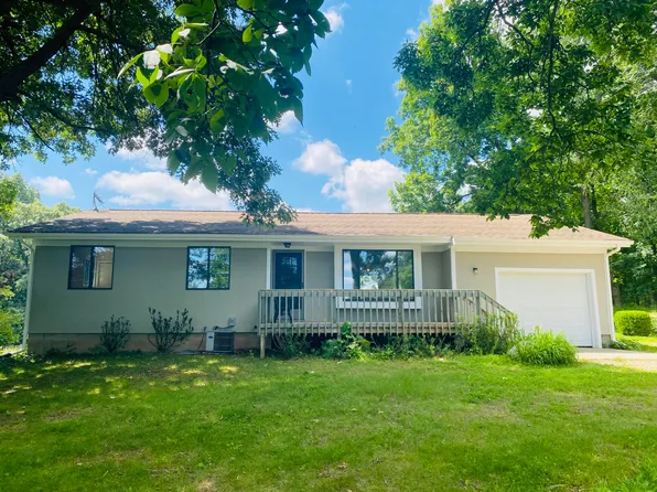 11229 W Snows Lake Rd, Greenville, MI 48838
