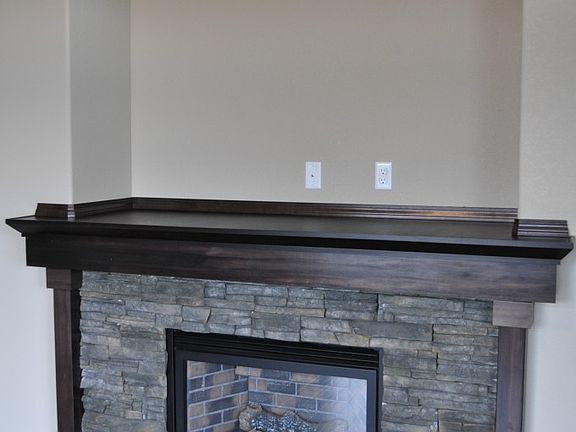 5th image of 905 Torkelson Dr