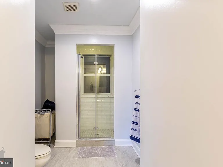 5511 Colorado Ave NW #402 — Photo 37