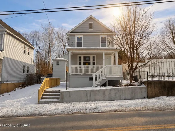 20 Hazleton St, Ashley, PA 18706