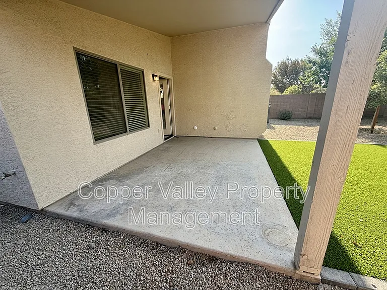 2427 W Oberlin Way — Photo 14