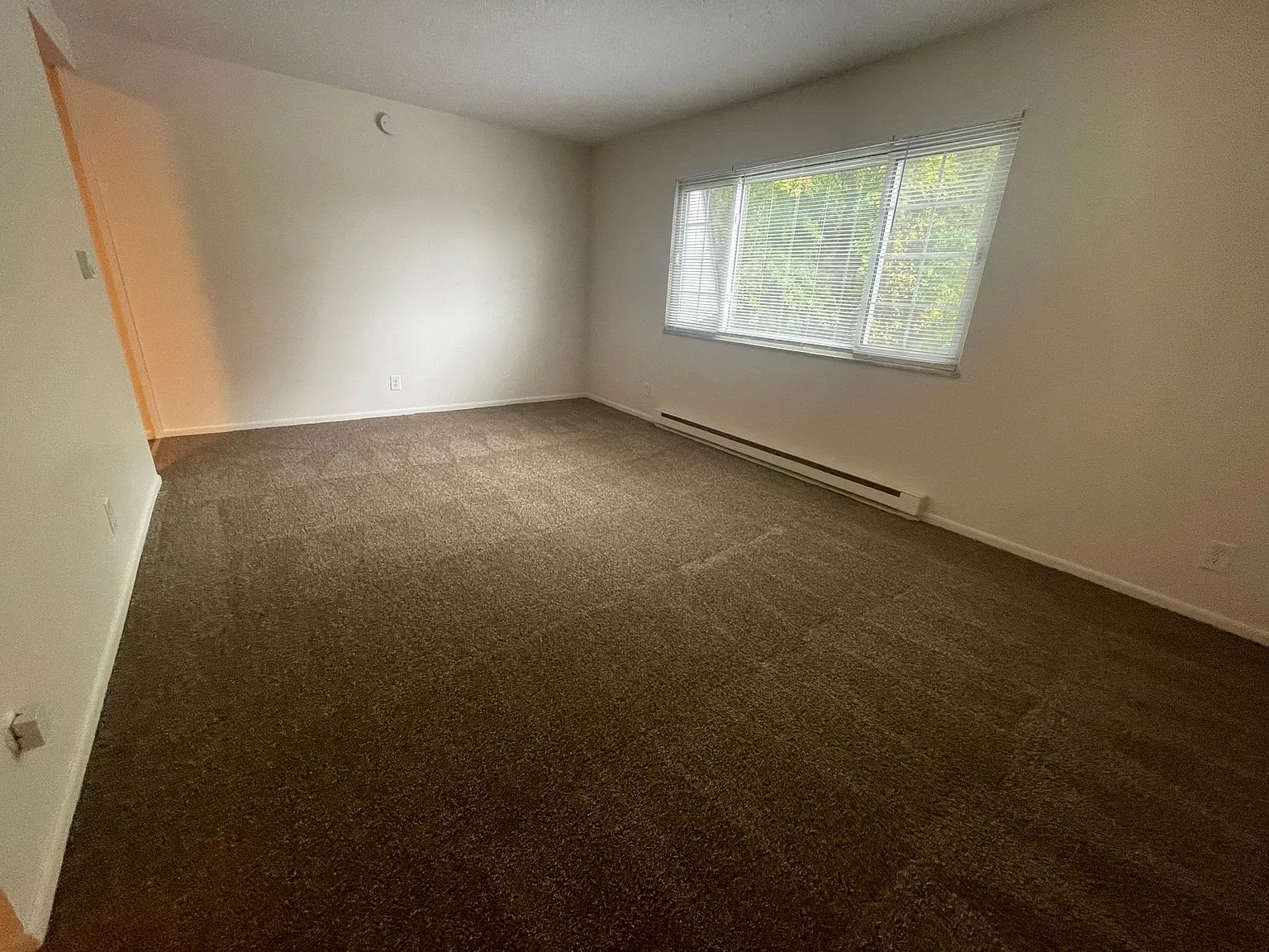 Meadow Creek Apartments — Photo 4