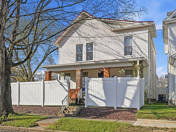 5th image of 201 Floral Ave