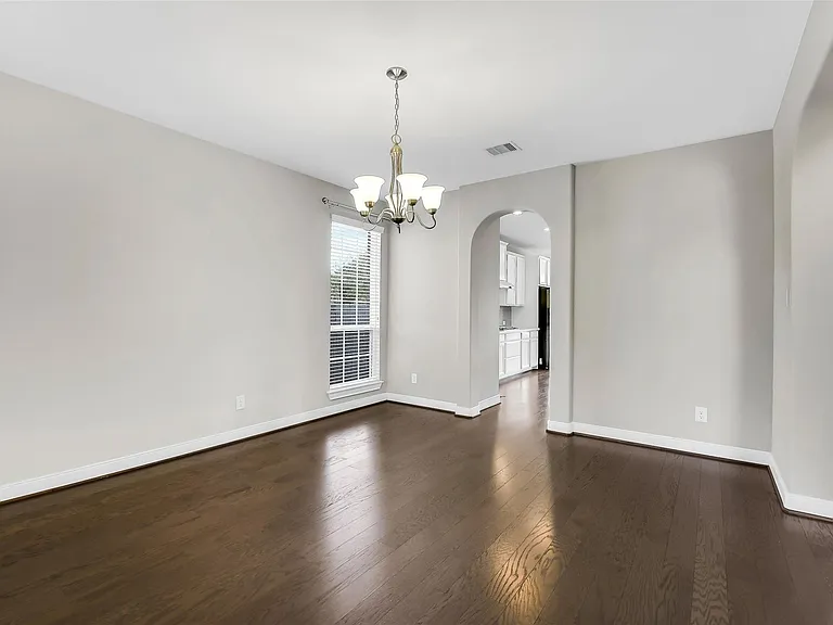 16706 Chestnut Square Dr — Photo 13