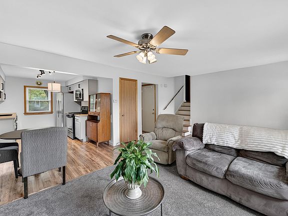 5th image of 203 Fairview Ct