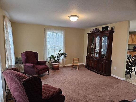 5th image of 420 Old Rochester Road