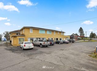 3432 Columbia Heights Rd, Longview, WA 98632