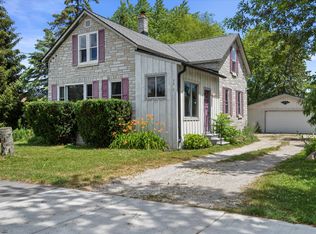 9630 S Shepard Ave, Oak Creek, WI 53154