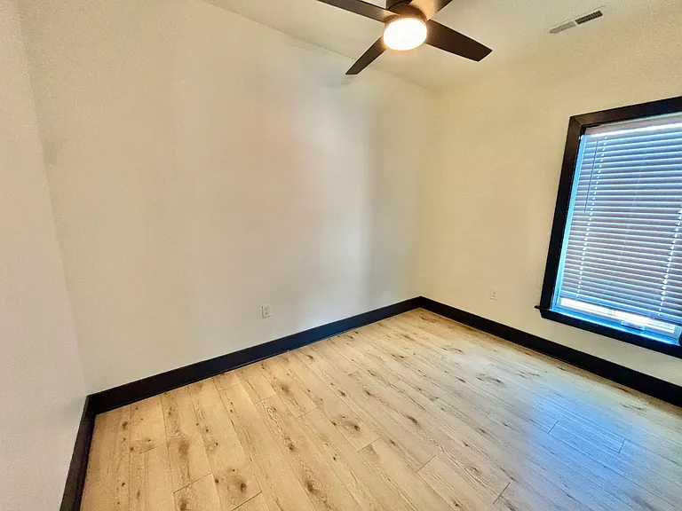 2510 Portland Ave #206 — Photo 8