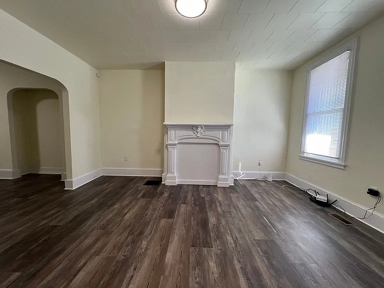 119 Bausman St — Photo 4