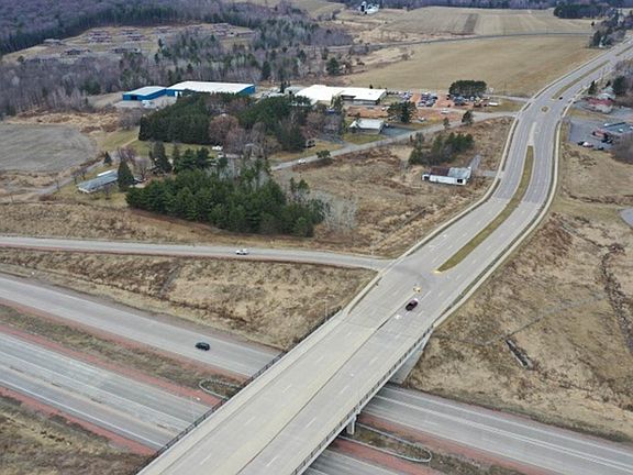 5th image of 1801 County Road U