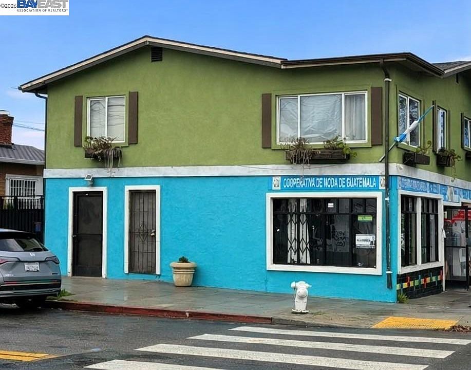 1st image of 3700 Foothill Blvd
