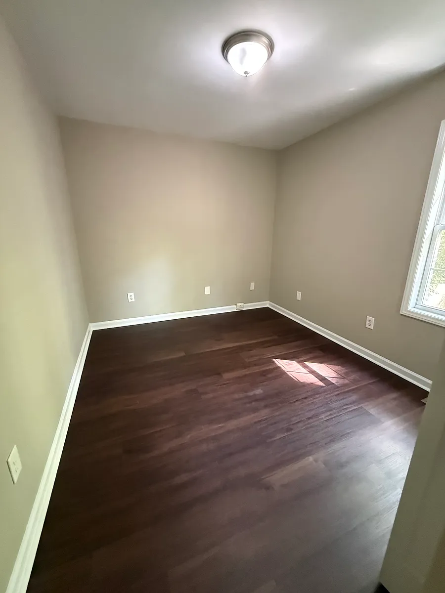 Building Photo - 5121 Vann St #5121
