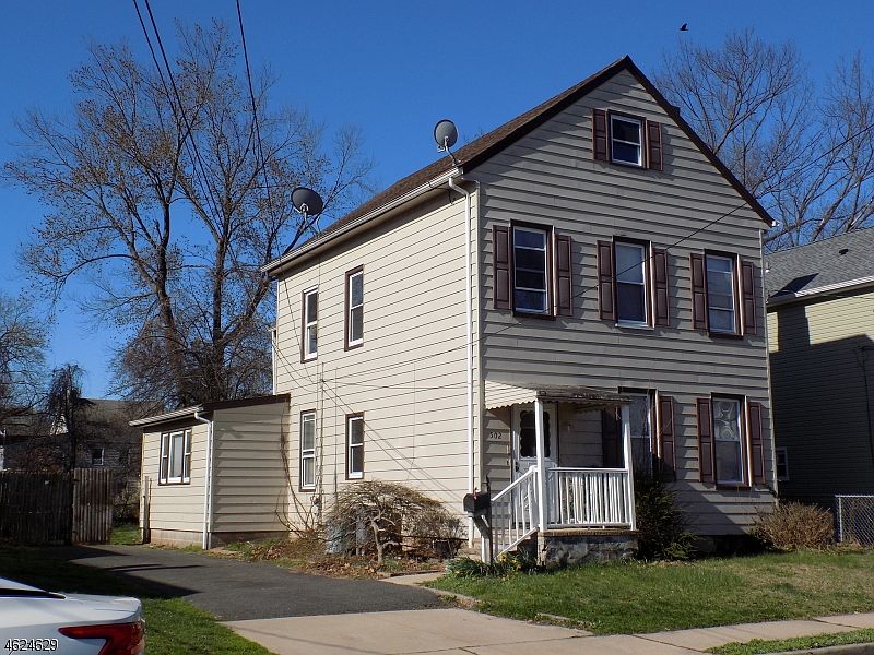 2nd image of 502 Harrison St