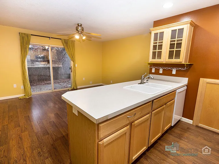 5215 SE Pardee St — Photo 10