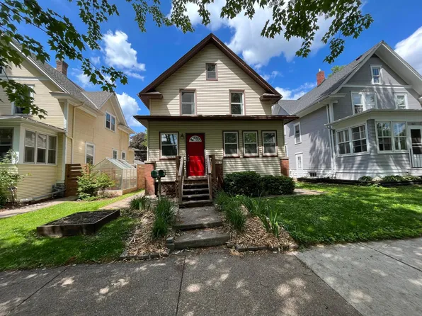 867 Juno Ave #2, Saint Paul, MN 55102