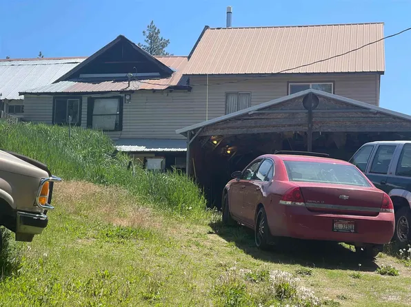 1114 Davis Rd, Viola, ID 83872
