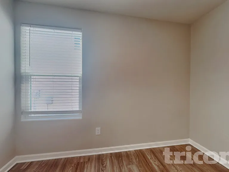 4605 Hazelburn Dr — Photo 11