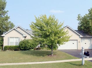 713 Northwind Ln, Lake Villa, IL 60046
