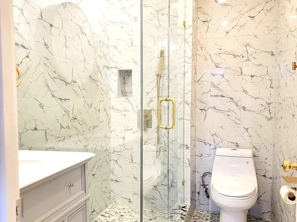 446a Hancock Street image 1 of 15