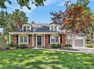 4909 W 81st St, Prairie Village, KS 66208
