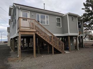 17 W Marion St, Mantoloking, NJ 08738