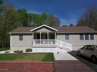 15 Indian Dr, Lake Ariel, PA