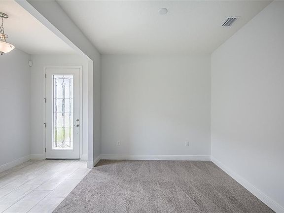 5th image of 16 Huntington Pl