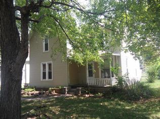 1318 S Maple St, Carthage, MO 64836